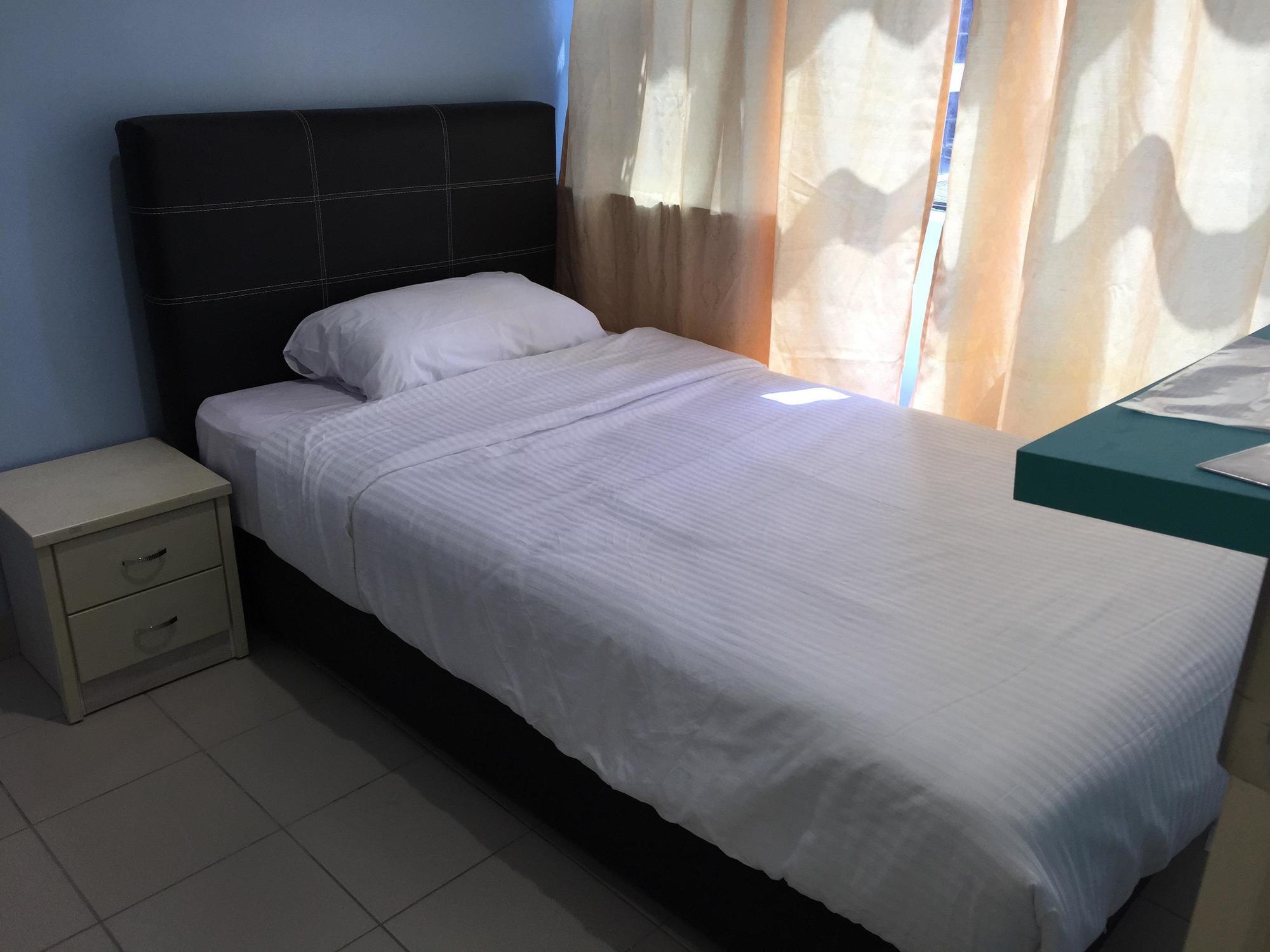 Miri Budget Inn Exterior foto